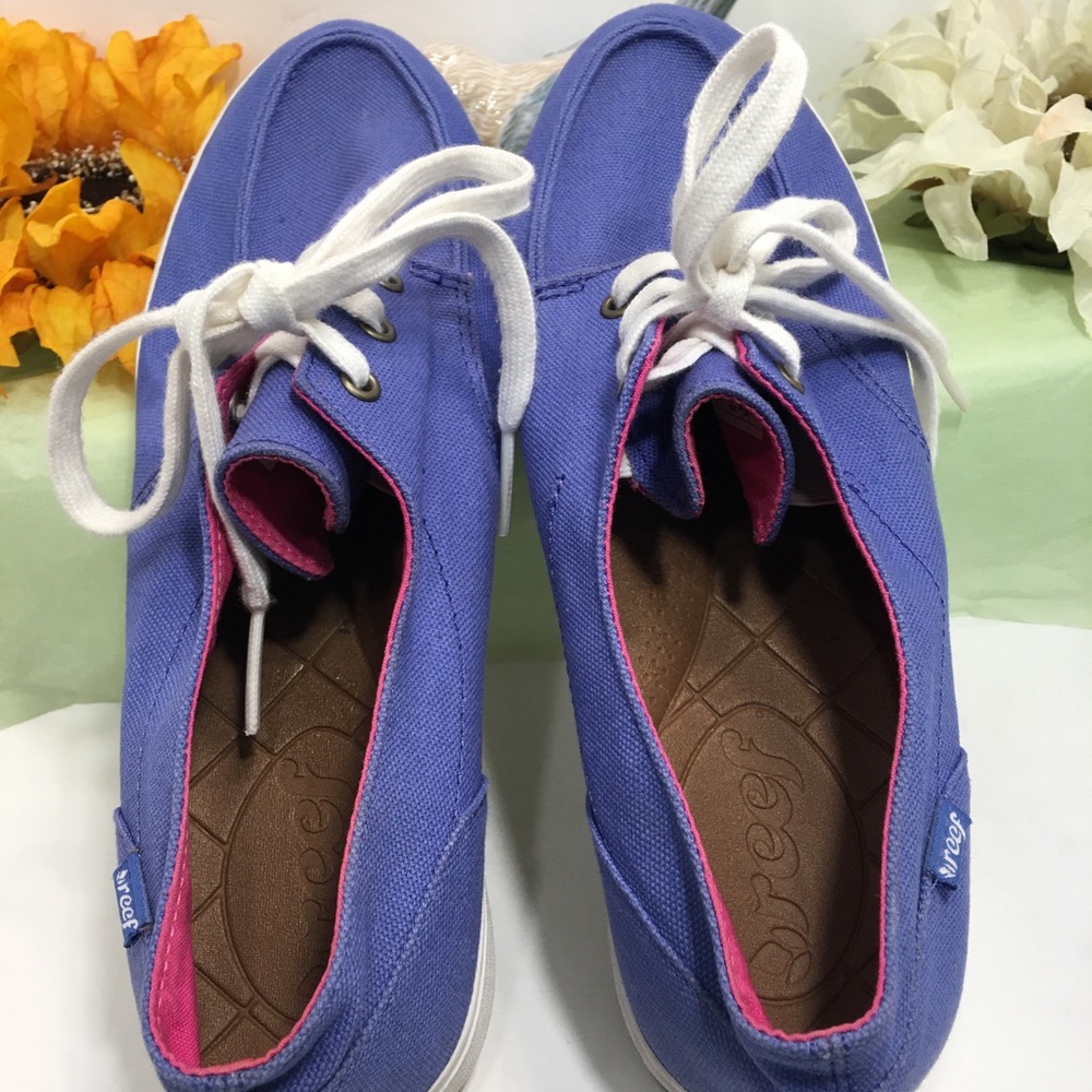 Woman’s /Girls  REEF Girls Deckhand 2 periwinkle / blue  Canvas RF008384  Sz 9.5